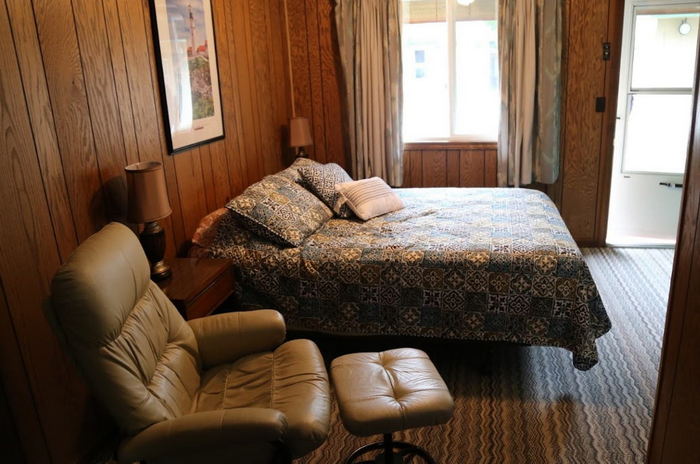 Paradise Beach Cottages (Paradise Beach Resort) - Recent Photos From Website (newer photo)